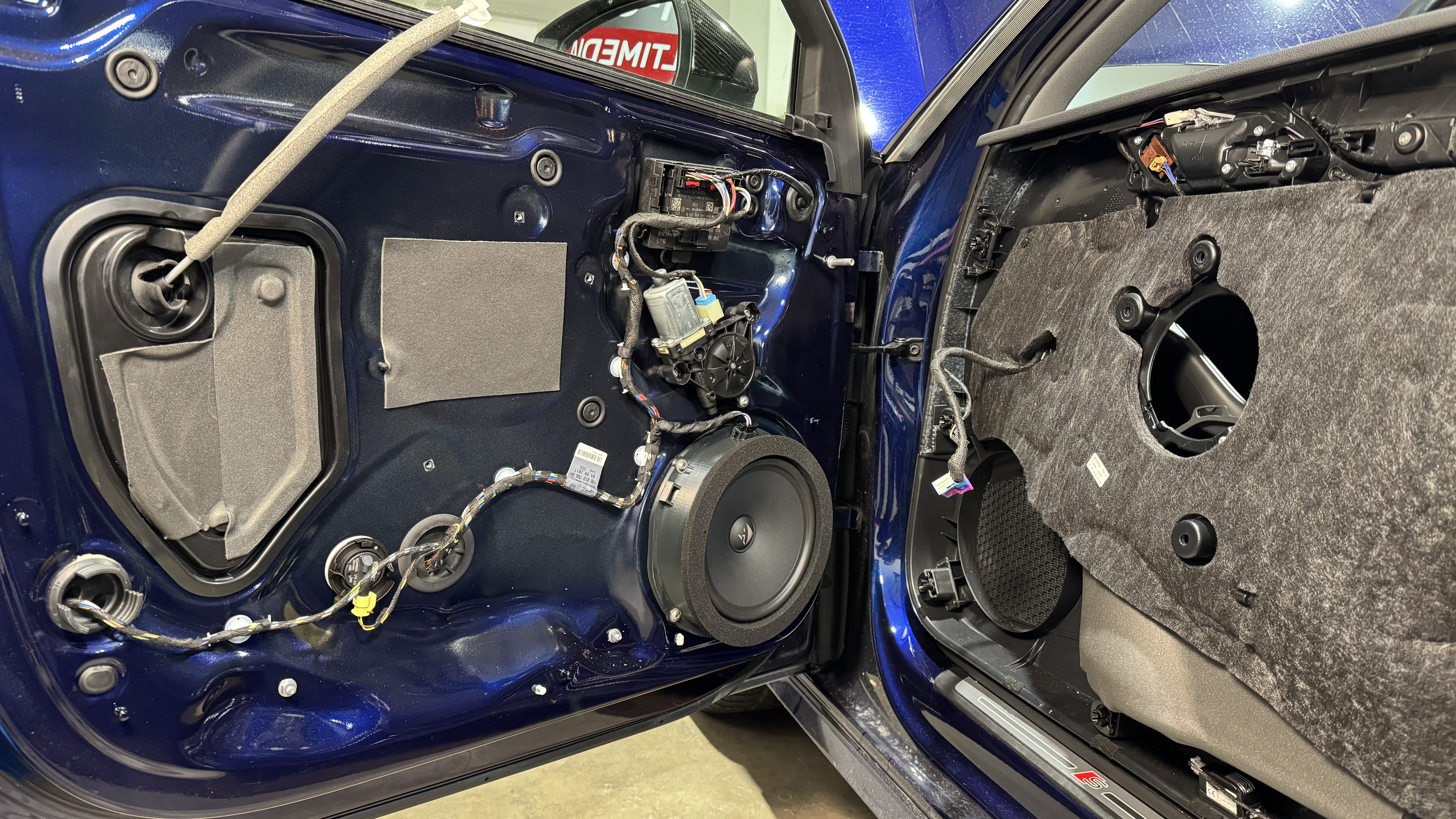 Tuerdaemmung_im_Audi_A3_8Y