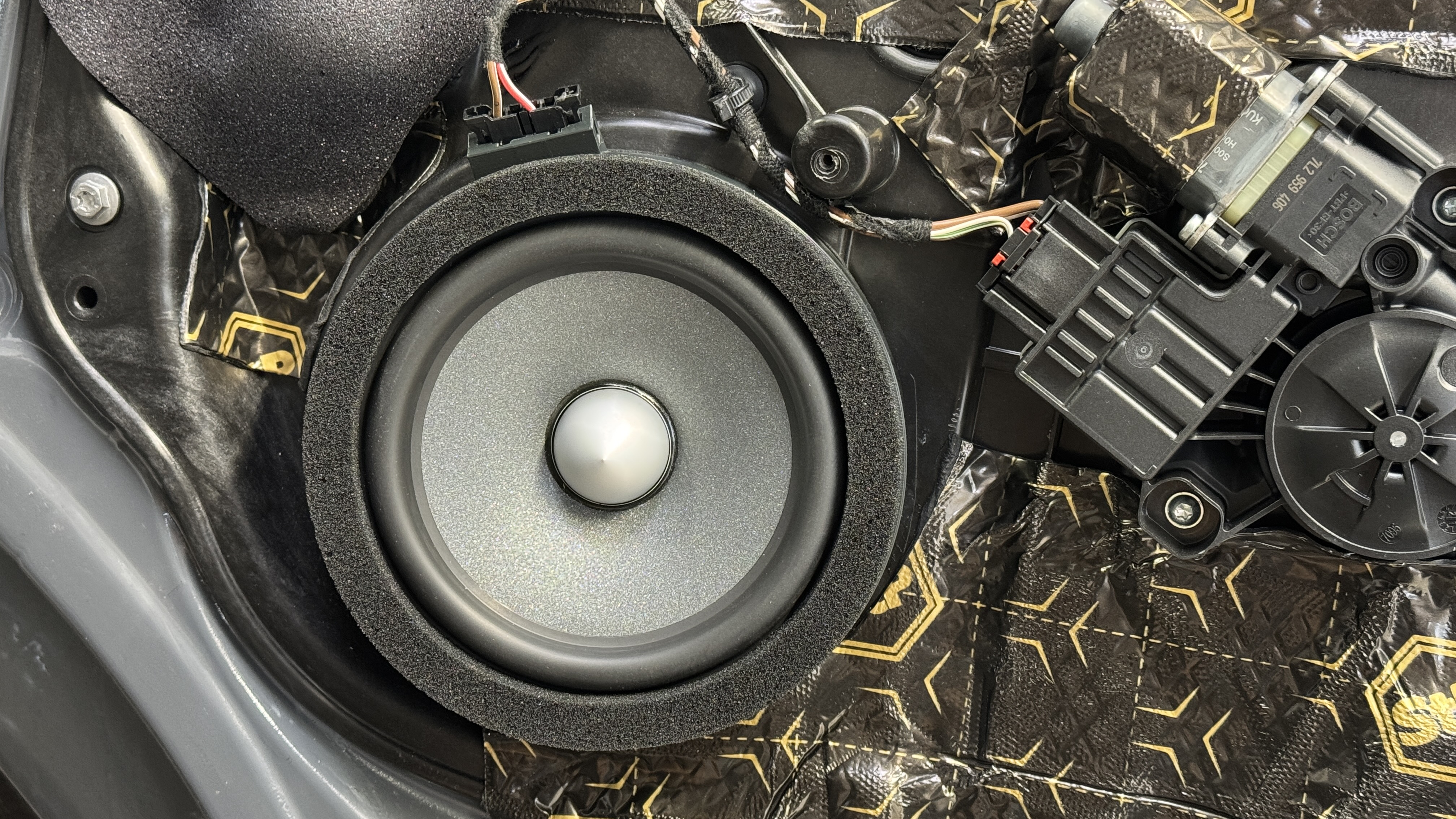 Helix_Compose_Ci5_Tieftoener_VW_T61