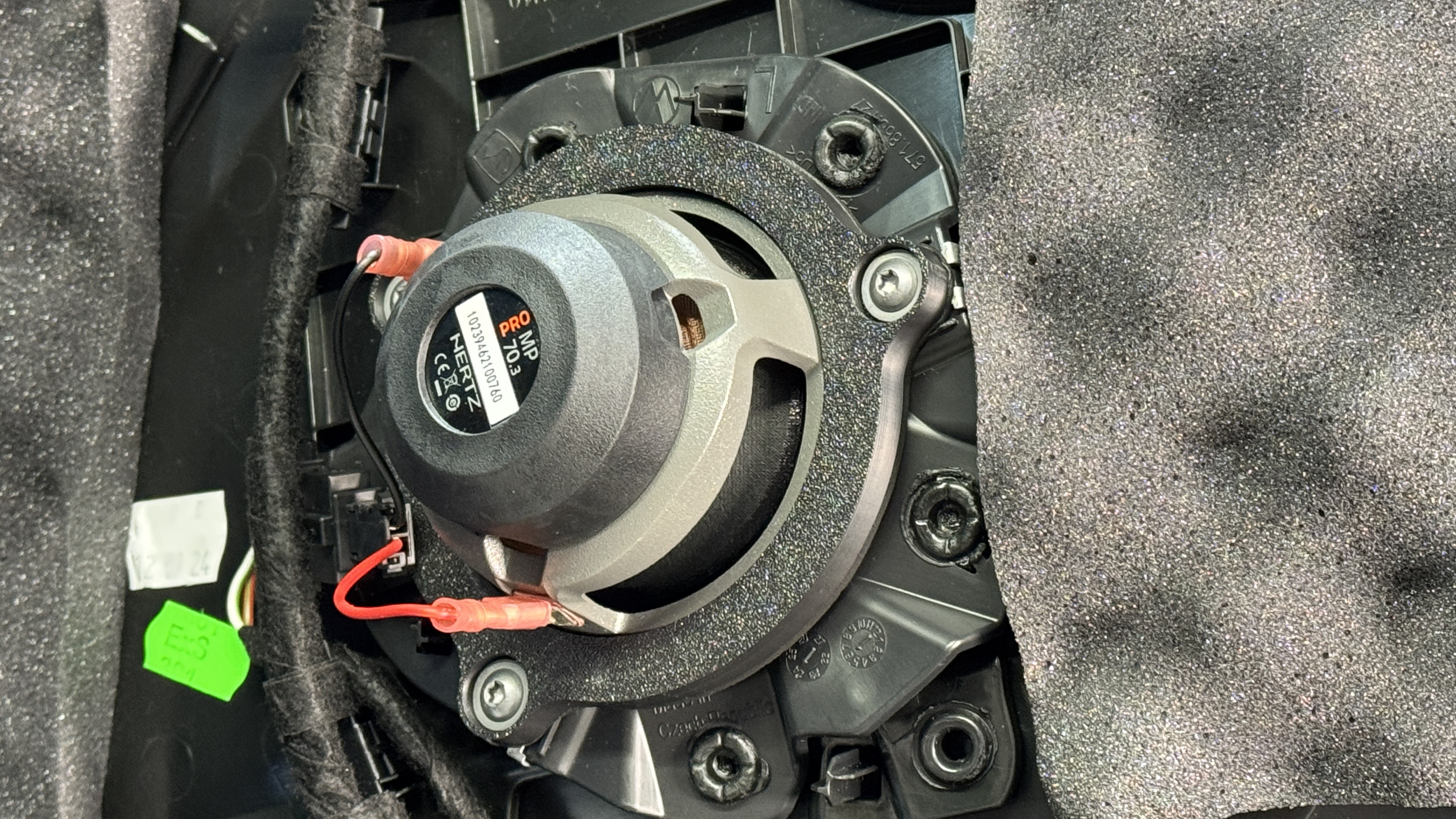 Mitteltoener_Harman_Kardon_Tiguan_3