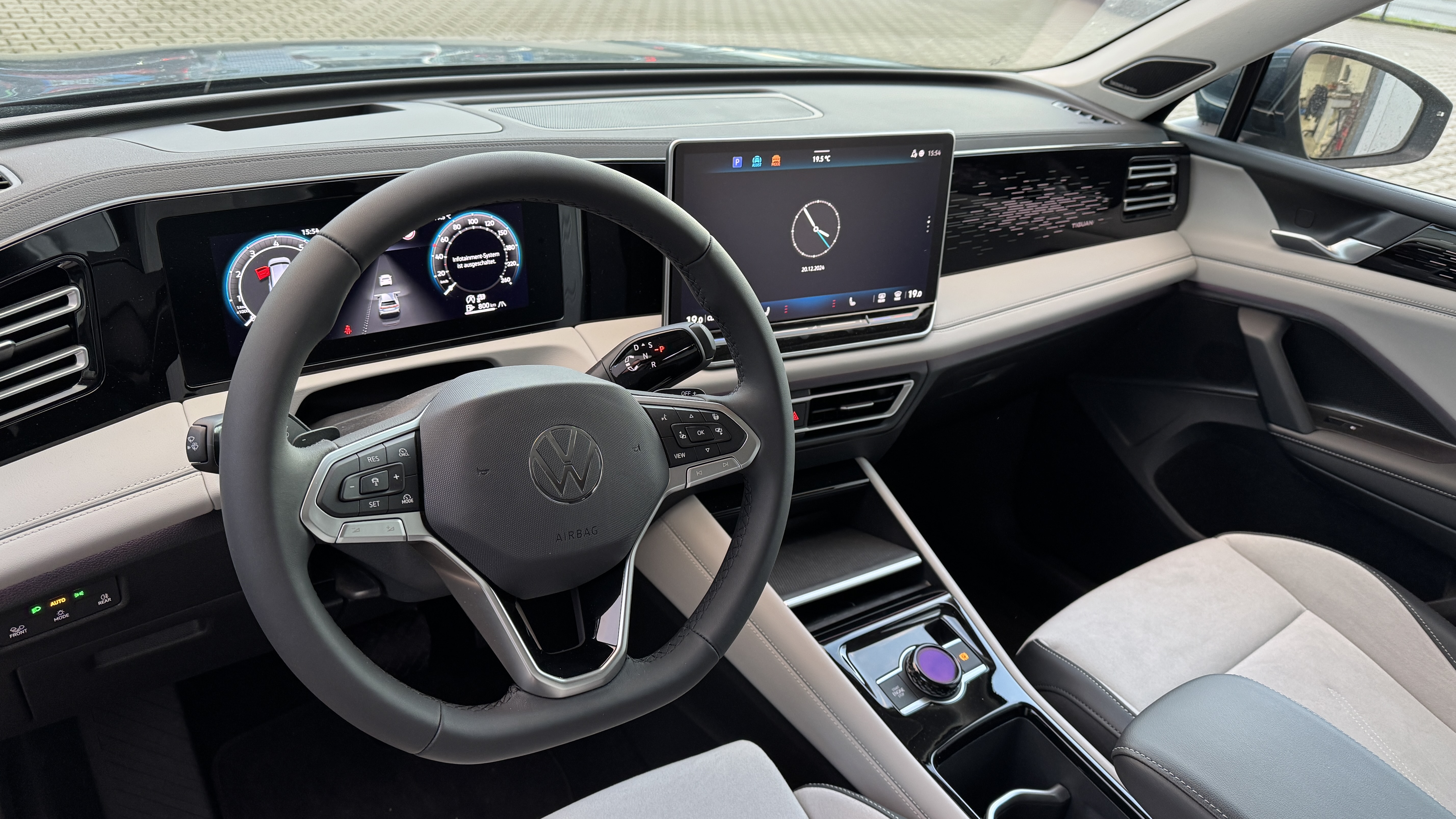 Innenraum_Tiguan_3_Harman_Kardon