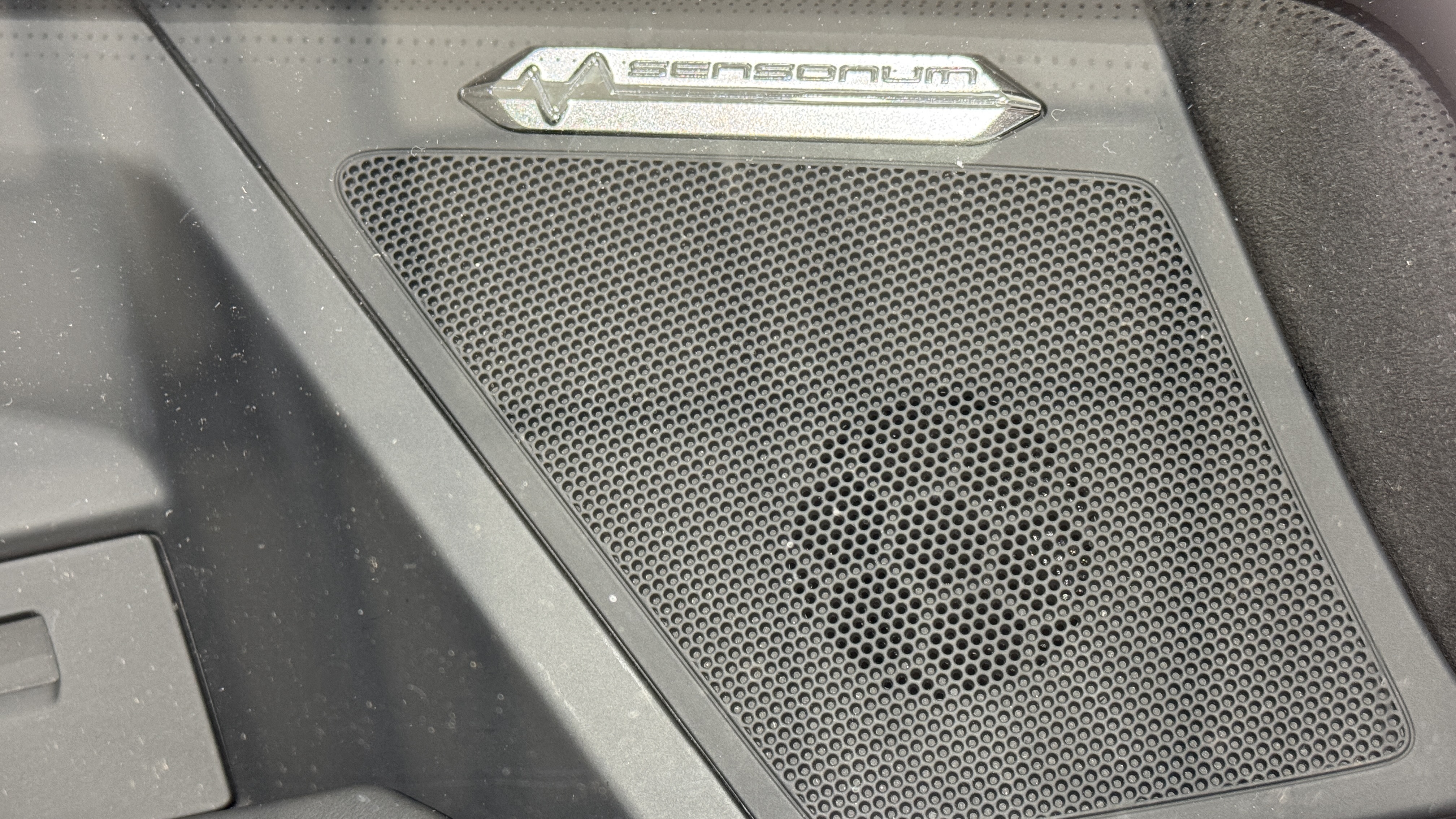Sensonum_Hochtoener_Gitter
