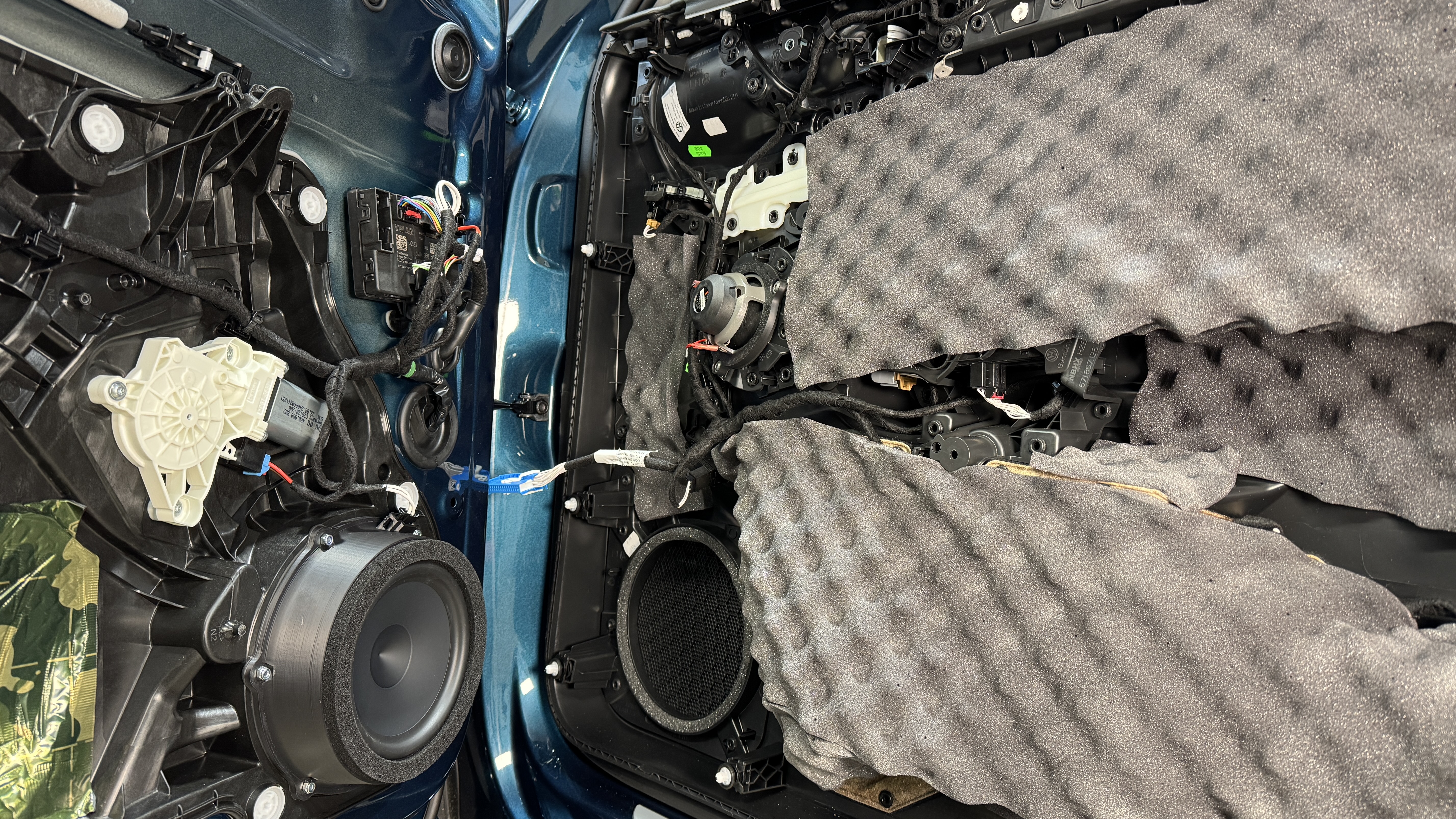 Frontlautsprecher_Tiguan_3_harman_kardon