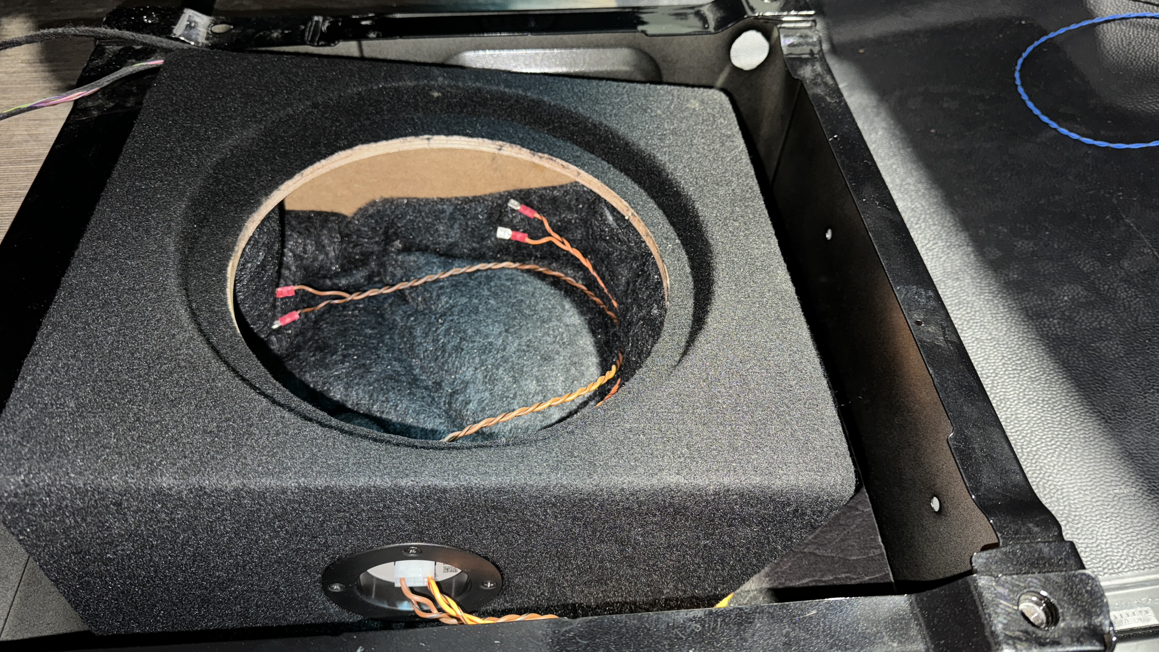 Subwoofer_gehause_mb_907