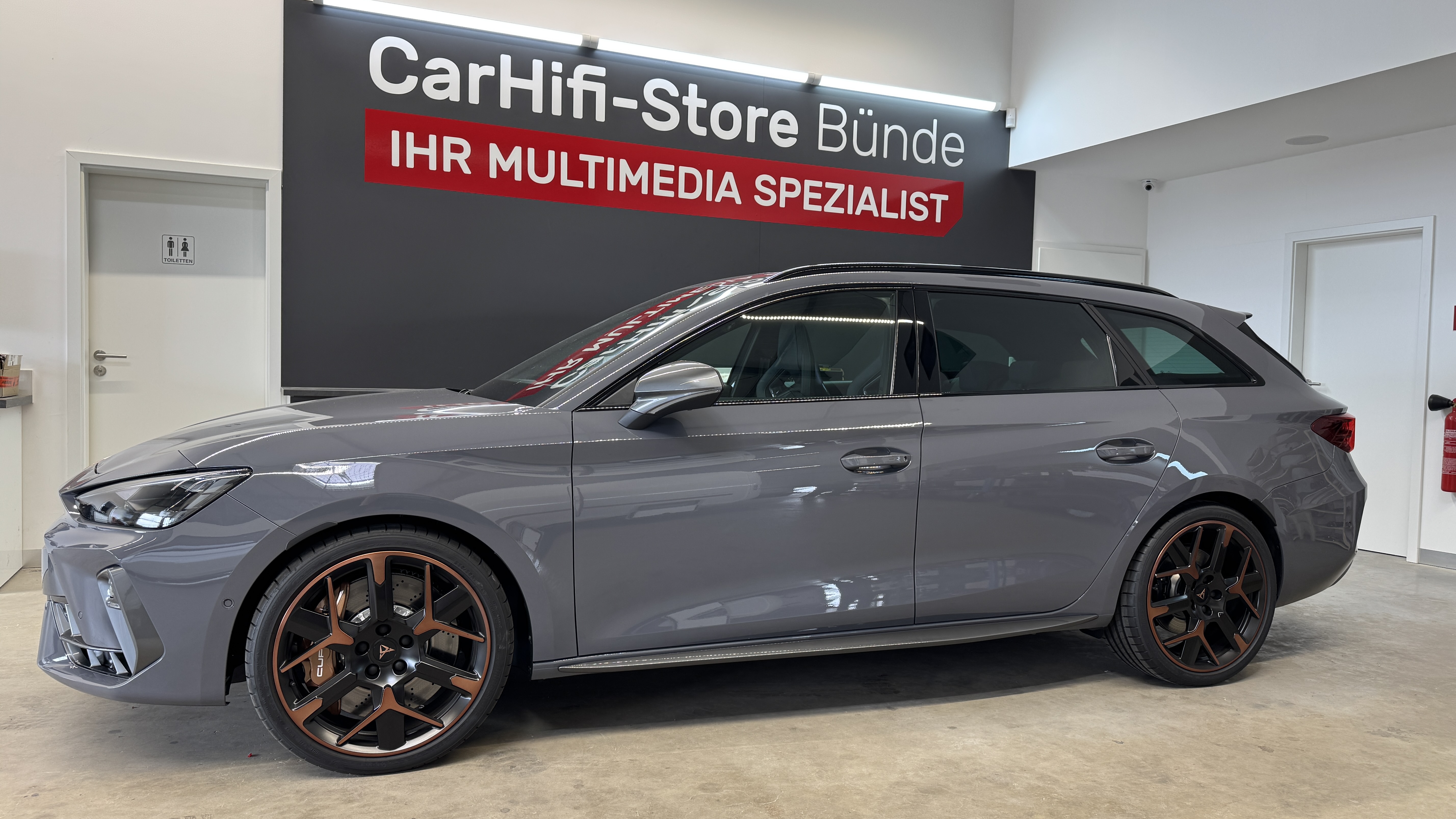 Seat Cupra Leon VZ Sennheiser Upgrade System