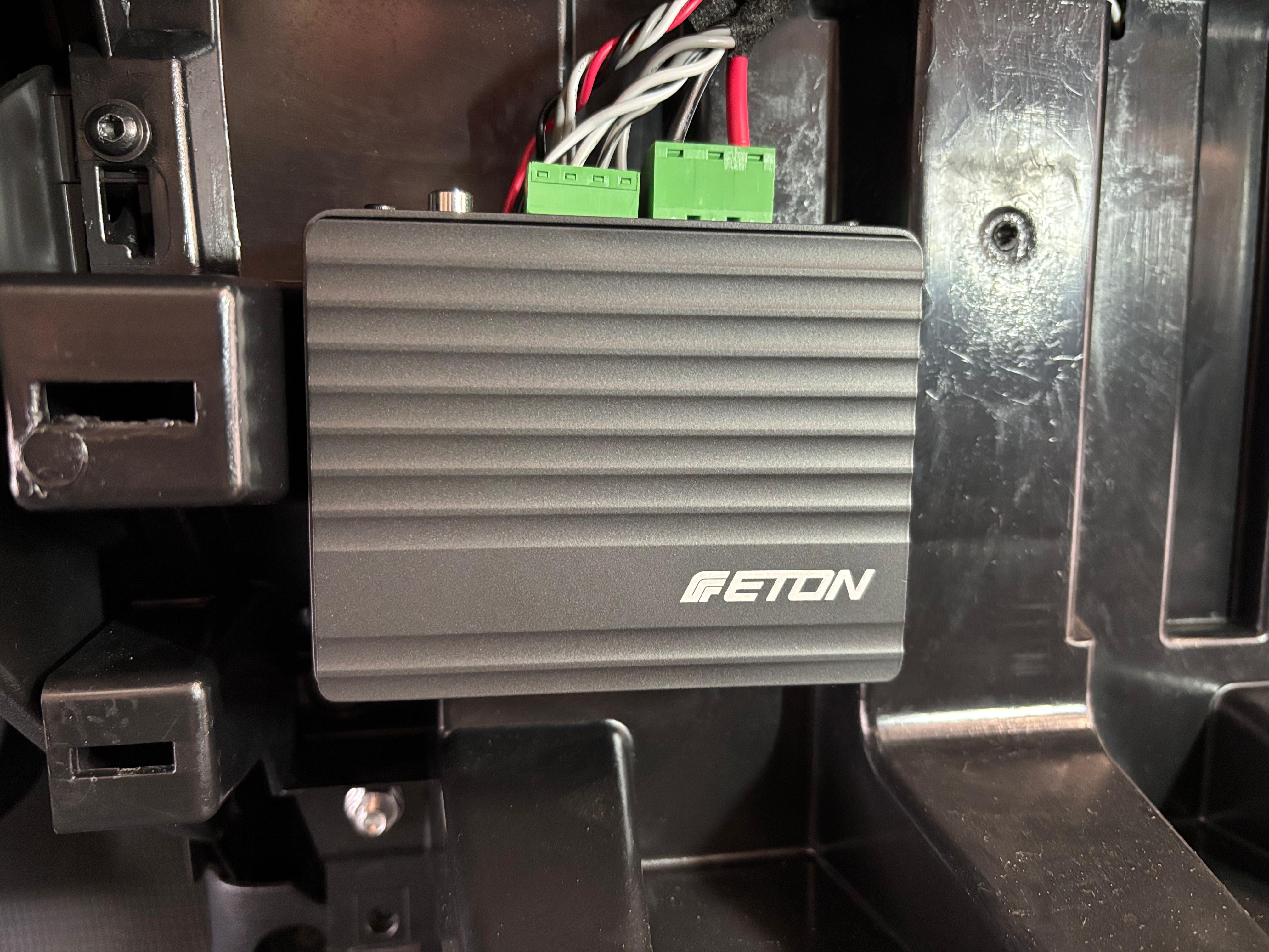 Eton_PA2_Endstufe_mit_Fiat_Kabelsatz