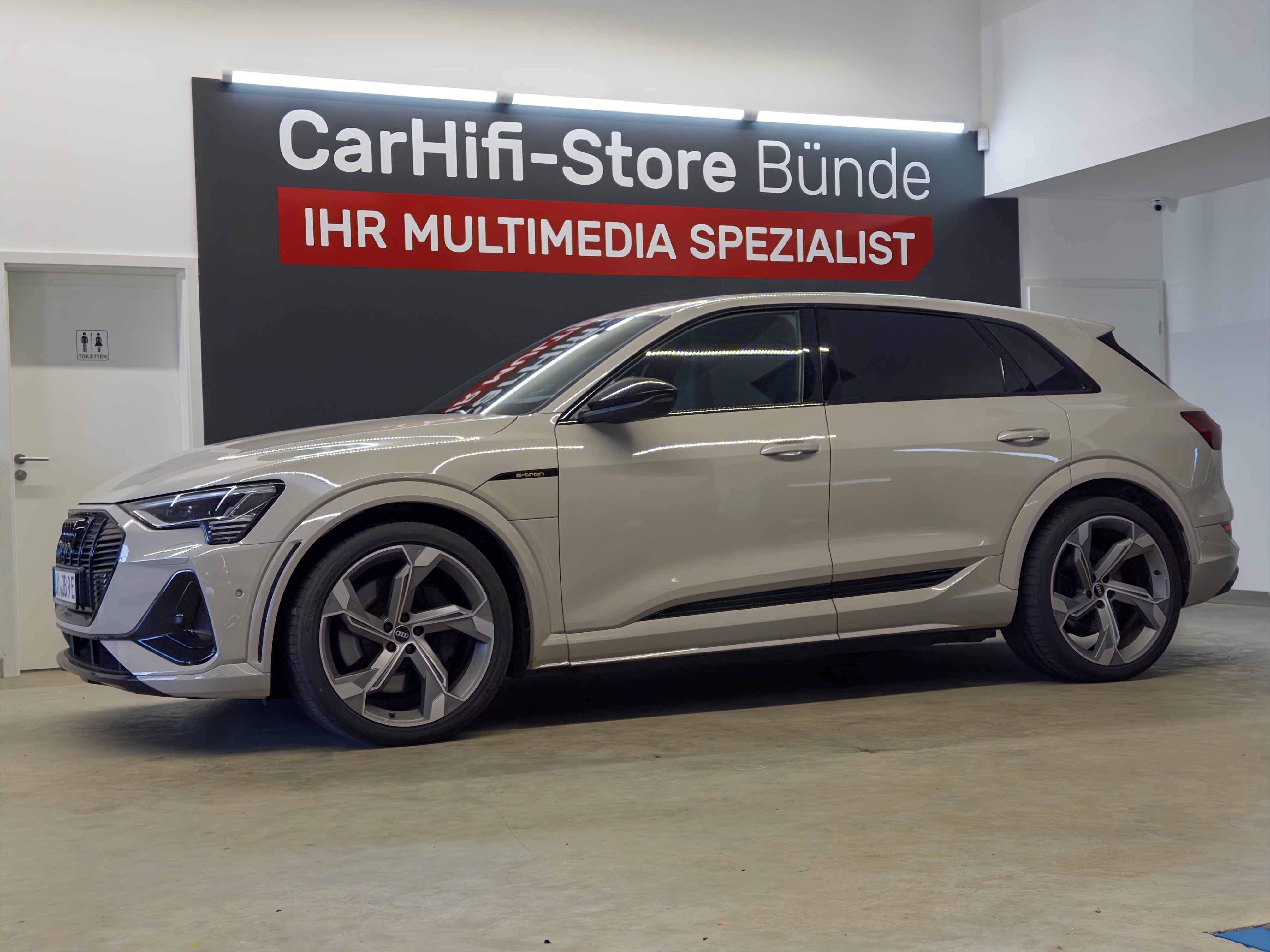 Bang_Olufson_Soundupgrade_Q8_E_Tron