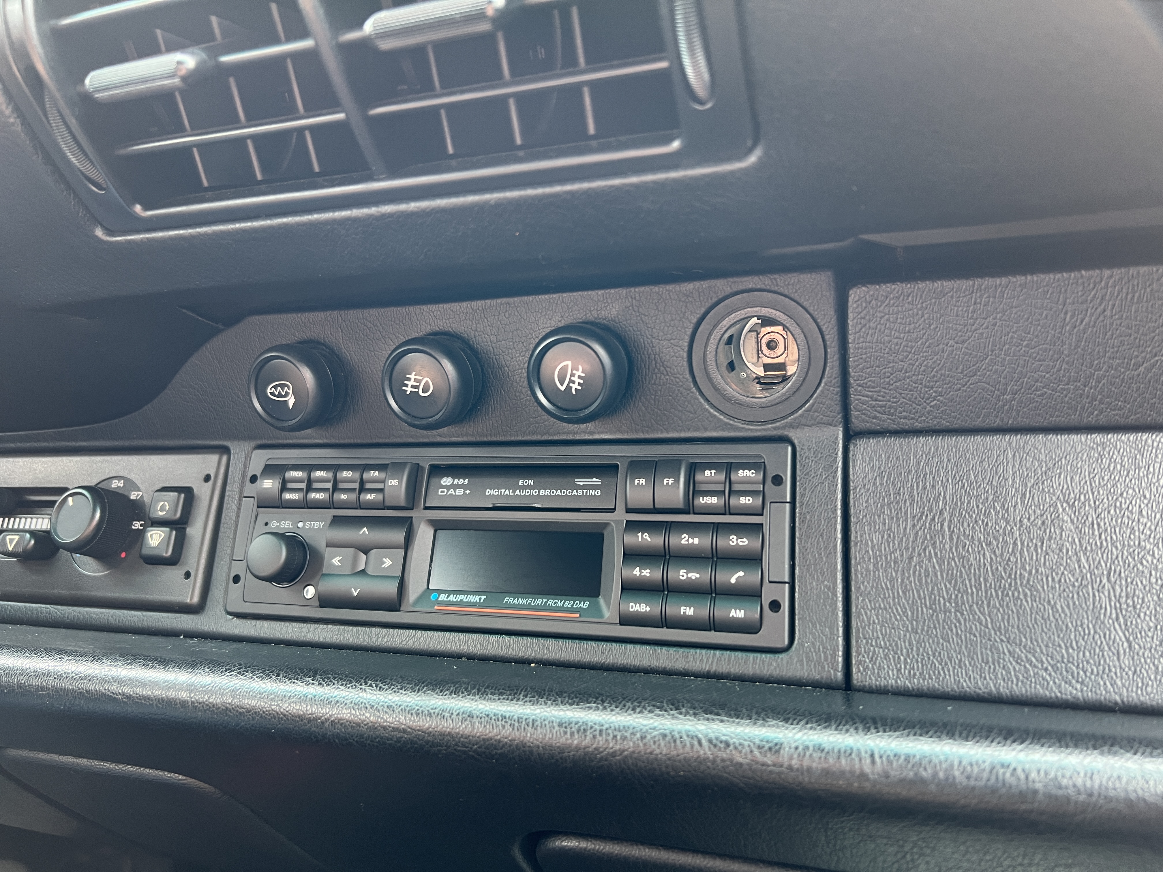 Blaupunkt RCM 82 im Porsche 993