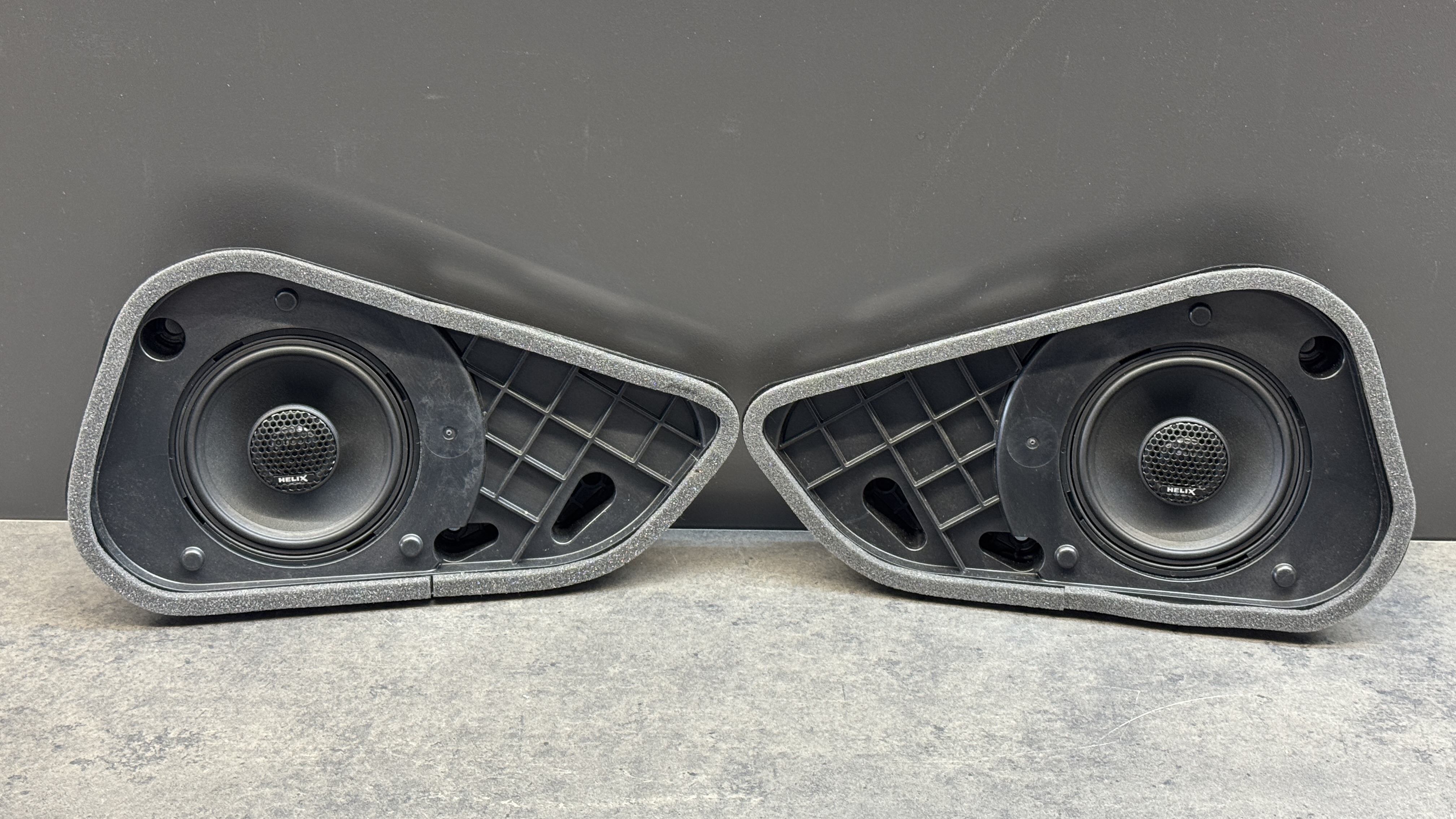 Compose_Ci3_BMW_Z4_G29_Hecklautsprecher