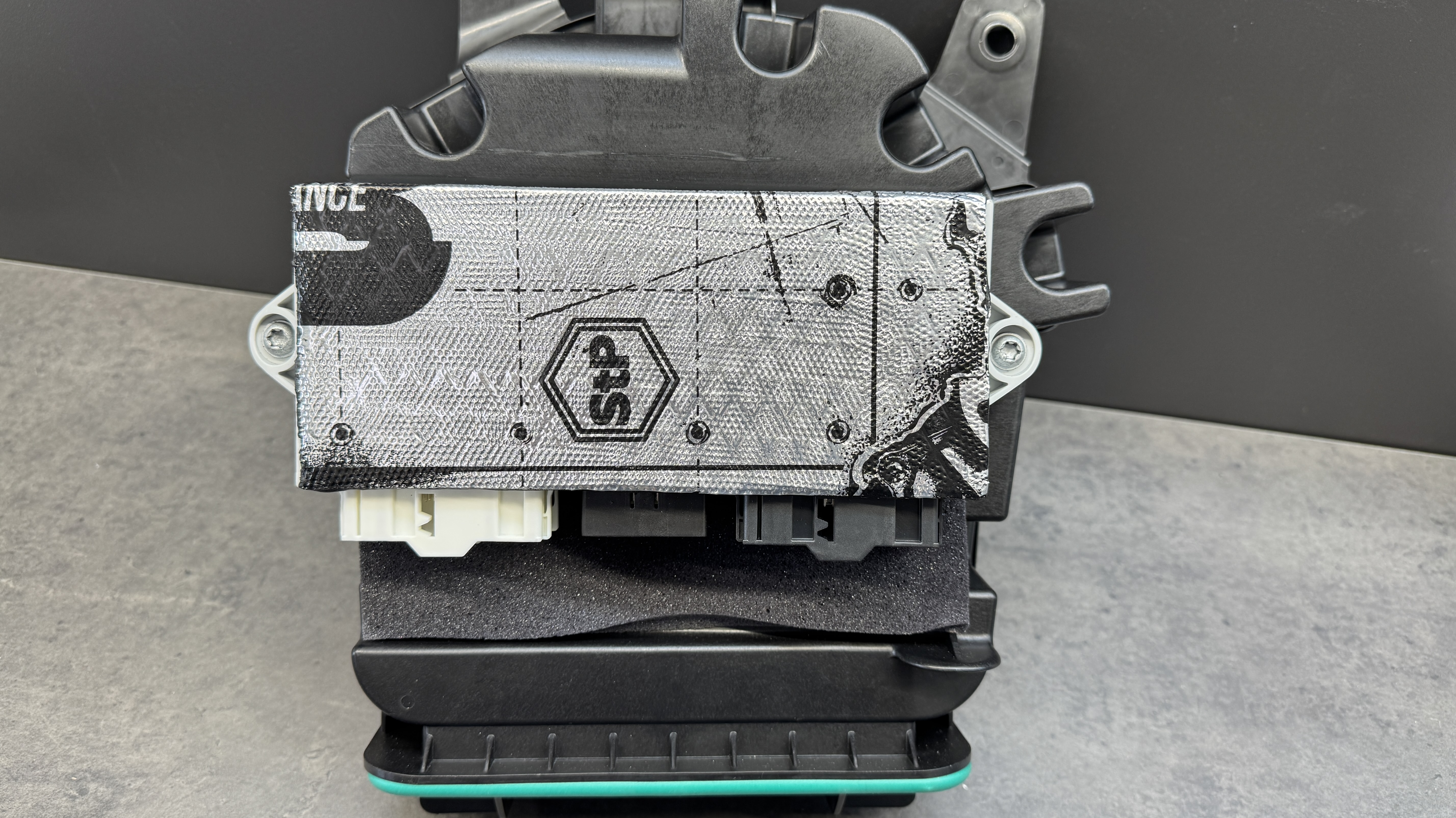 Subwoofer_Gehause_Daemmung_BMW_Z4_G29