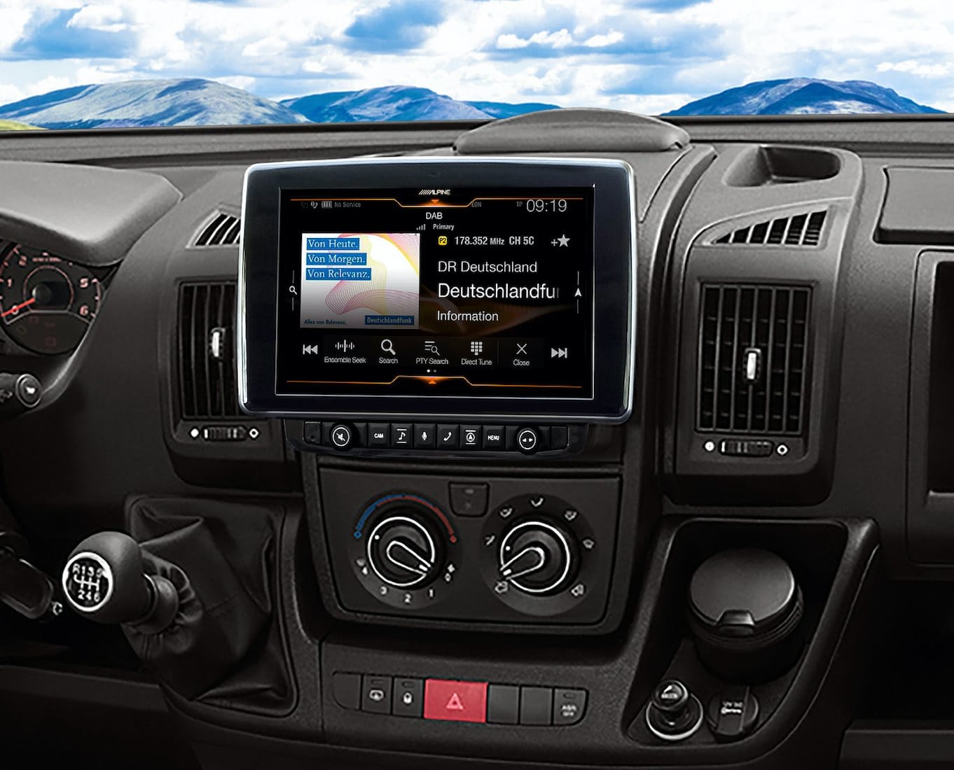 Alpine X903D-DU