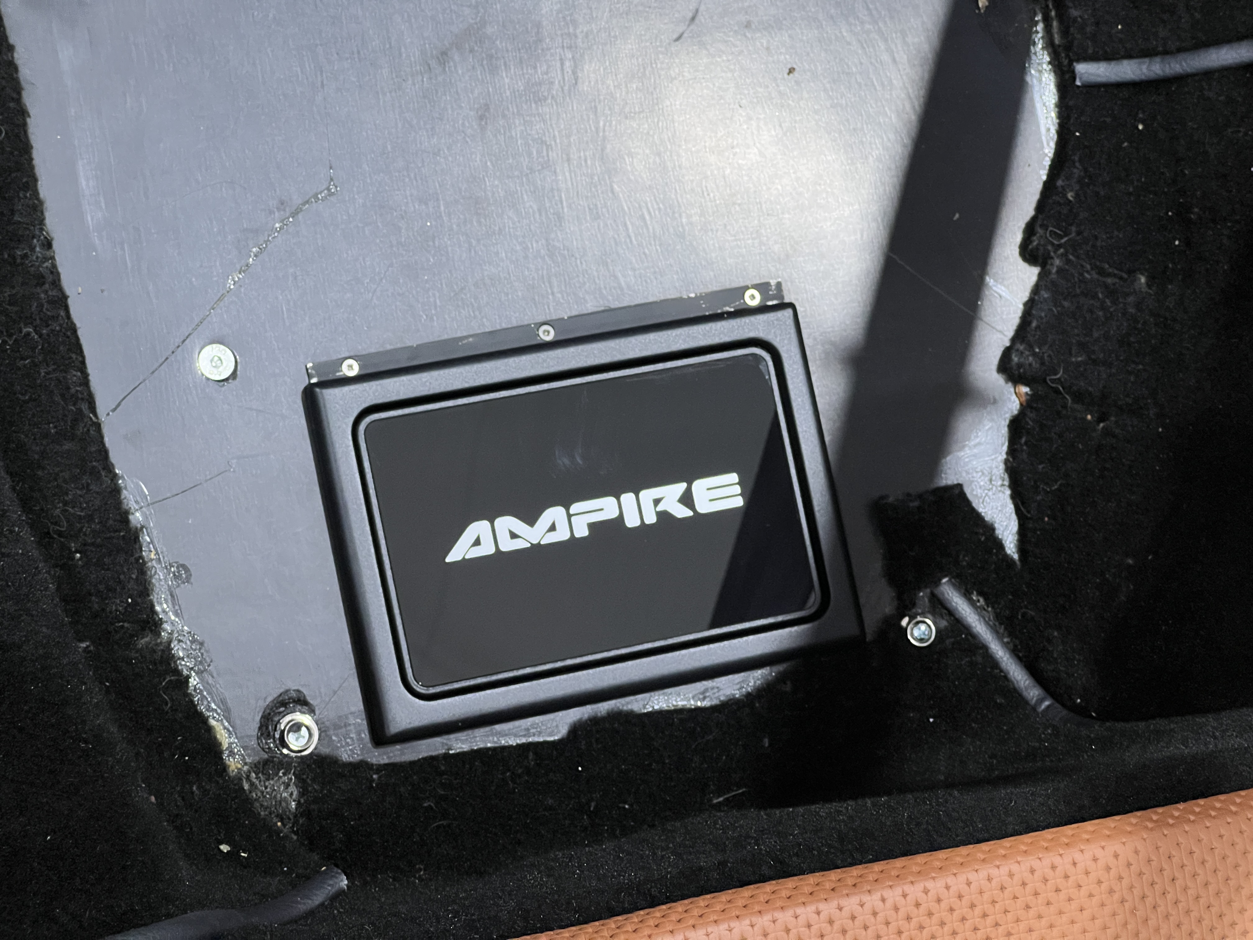 Ampire 2-Kanal Amp Porsche